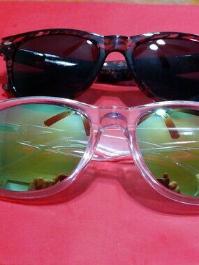 2 PAIR OF NEW SUNGLASSES HB